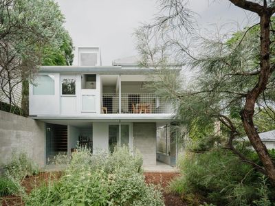 A renovated Queenslander with a home office in a former laundry wins Houses awards top prize