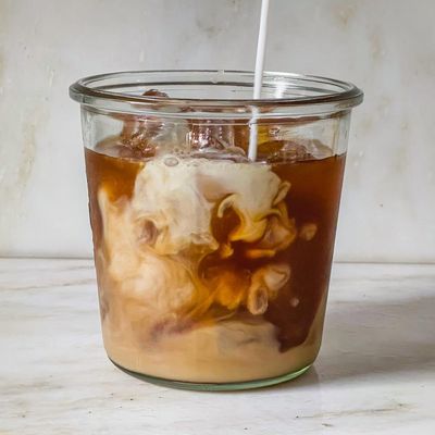 How to turn spent coffee grounds into cold brew – recipe