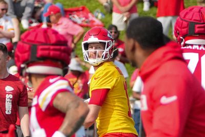 LOOK: Chiefs newcomer scores impressive touchdown at training camp