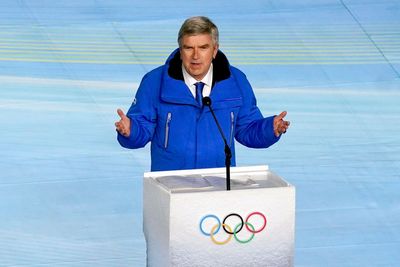 Thomas Bach demands respect for boxers at centre of gender controversy