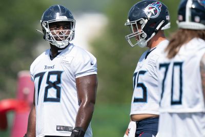 WATCH: Titans OL Nicholas Petit-Frere returns to practice