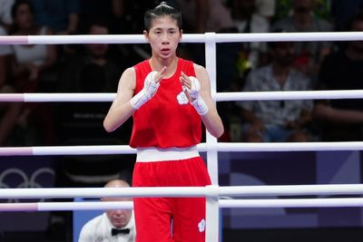 Lin Yu-ting guaranteed at least a bronze medal after booking semis spot