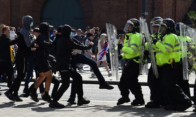 Extreme-right activists are terrorising UK’s Muslims, says charity