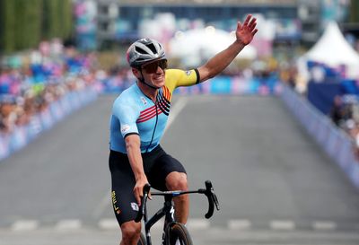 ‘Not a bad sprint for a 51-year-old’ - how team mechanic resolved Evenepoel's puncture crisis in Olympic road race