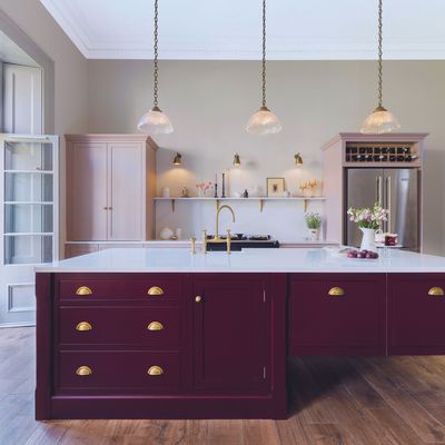 Step inside this warm and welcoming kitchen decorated with hot hues