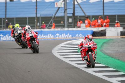 Bagnaia 'risked crashing' following MotoGP title rival Martin in British GP