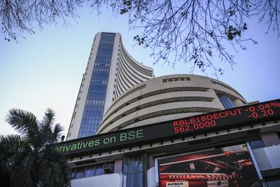 Stock Market: Sensex crashes by 2,400 points; Investors lose Rs15-L Cr