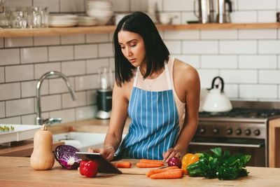 Can your diet help balance out your hormones?