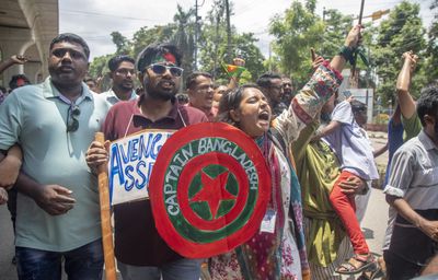 Bangladesh protesters make defiant call for march on Dhaka