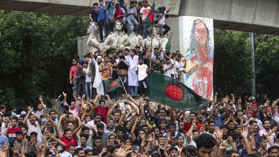 Bangladesh army to form interim government amid deadly unrest