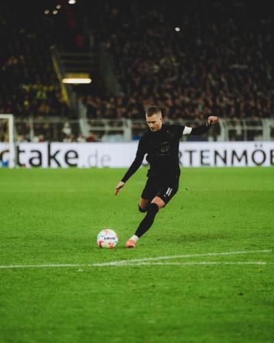 The Dominance Of Marco Reus: A Blend Of Strength And Finesse