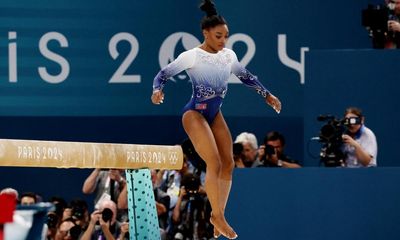 Simone Biles misses gold on floor as Andrade dazzles on final day of Olympic gymnastics