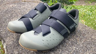 Fizik Terra Powerstrap X4 review – a super comfortable gravel shoe with a classic Velcro closure system