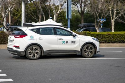 U.S. to ban Chinese software in self-driving cars amid national security fears