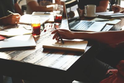 Worker Quits After Boss Demands They Split The Bill For Team Drinks Celebrating A Successful Month
