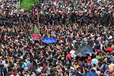 Bangladesh protesters want Nobel laureate Muhammad Yunus to lead government