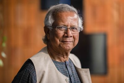 Bangladesh protesters want Nobel laureate Muhammad Yunus to lead government