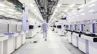 Chipmaker GlobalFoundries Beats Q2 Goals, Gives Mixed Outlook