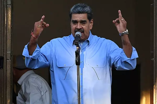 Maduro is now urging his followers to uninstall WhatsApp: 'it's threatening Venezuela'