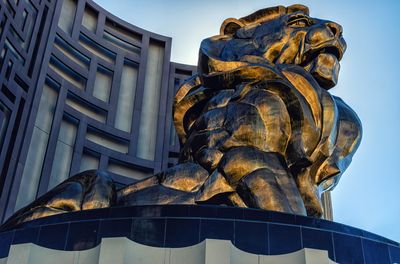 What Are Wall Street Analysts' Target Price for MGM Resorts Stock?