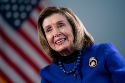 Nancy Pelosi bursts out laughing when asked if JD Vance was a good VP choice for Trump