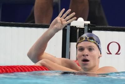 French Swimmer Léon Marchand Steals The Show In Paris