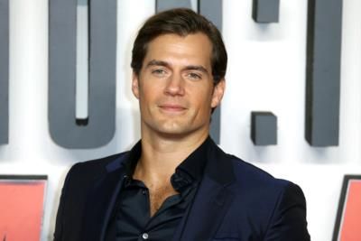 Henry Cavill Jokes About CGI In Justice League Cameo.