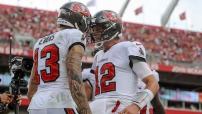 Mike Evans And Tom Brady: Teamwork On Display