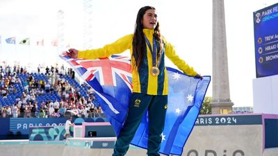 Skateboarder Arisa Trew, 14, Wins Gold to Become Australia's Youngest Medalist