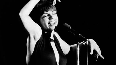 Liza Minnelli to release memoir after becoming 'mad as hell' previous documentaries 'didn’t get it right'