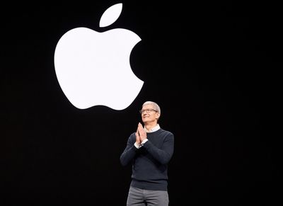 Apple says 'there's no price Microsoft could pay' to make it ditch Google: "They offered to give us Bing for free"