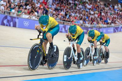 Mismatched bikes and wheels 'not a cost factor', says Australia performance director at Paris Olympics