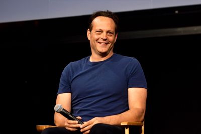 Vince Vaughn is on "Hot Ones"