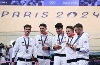 Team GB’s Olympic gold hopes dashed after dramatic last lap in men’s team pursuit