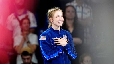 Sarah Hildebrandt Navigates Chaotic Aftermath of Opponent’s DQ to Win Wrestling Gold