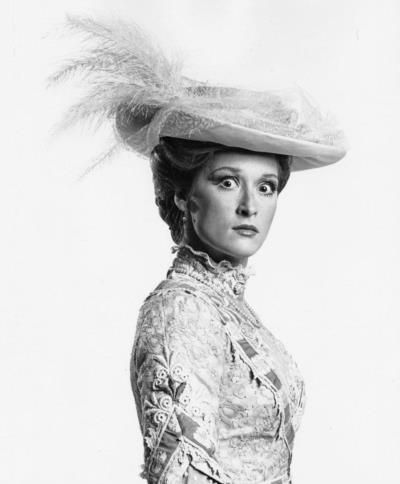 Meryl Streep's Timeless Elegance In 90'S Country Fashion