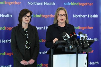 Victorian government rejects expert advice to forcibly merge hospital services