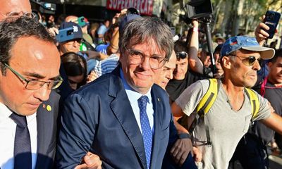 Police officer arrested in connection with Puigdemont’s escape in Barcelona – as it happened