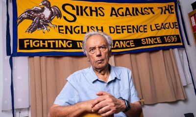 ‘History repeating’: activists who opposed UK far right in 1970s urge solidarity