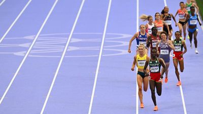 Jessica Hull storms into Olympic 1500m final