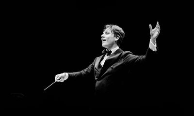 Shostakovich: Symphonies 4, 5 and 6 album review – Klaus Mäkelä takes on history