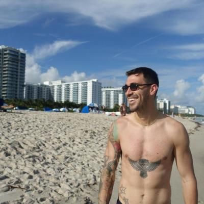 Alessio Romagnoli Showcasing His Tanned And Toned Physique At Beach