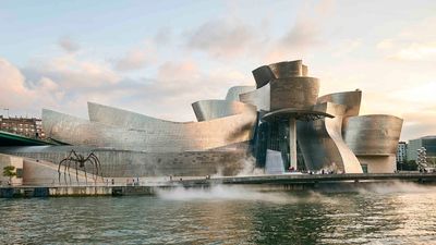 The complete list of famous buildings to visit before you die