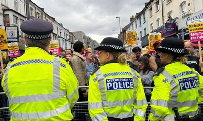 Starmer tells Cobra meeting to maintain ‘high alert’ for further far-right disorder