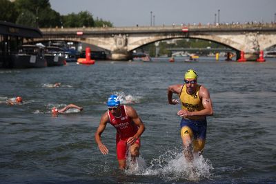 Seine bacteria remedy: Coca-Cola?