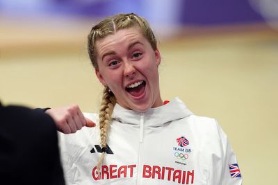 Emma Finucane adds keirin bronze to team sprint gold ahead of individual sprint