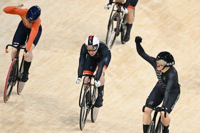 GB's Emma Finucane takes bronze in keirin at Paris Olympic, NZ's Ellesse Andrews takes gold