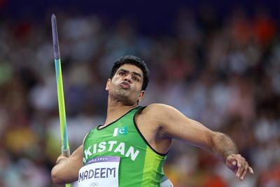 Pakistan’s Arshad Nadeem beats Neeraj Chopra to win Olympic gold in javelin