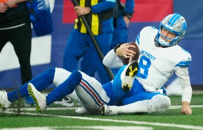 Nate Sudfeld struggled vs the Giants and Lions fans weren’t happy