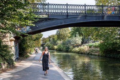 How to dress when it’s hot and humid – as temperatures soar again